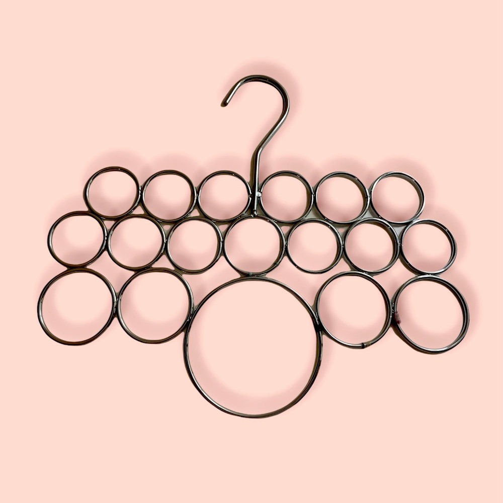 Scarf Hanger